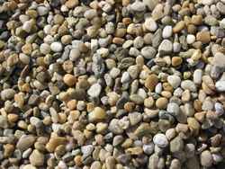 8-16-os gyöngykavics